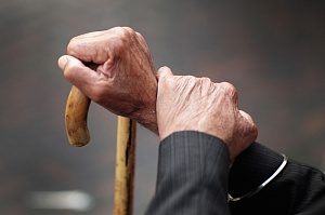 За противоправные поступки пенсионеру придется расплачиваться за счет своей пенсии