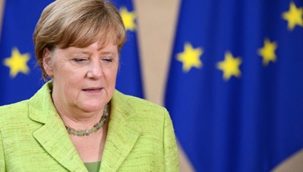 Меркель заявила, что не будет посредником между Путиным и Трампом на G20