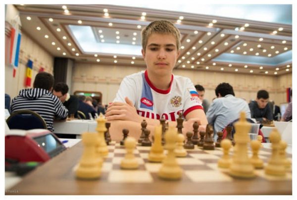 Шахматисты Химок успешно сражаются с сильнейшими мастерами и гроссмейстерами  