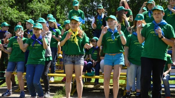 Свыше 6,5 тыс. школьников Подольска провели летние каникулы в лагерях и трудовых бригадах