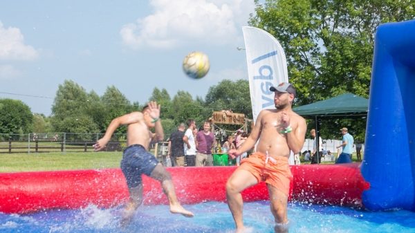 Чемпионат по футболу в бассейне состоится в Люберцах в День физкультурника