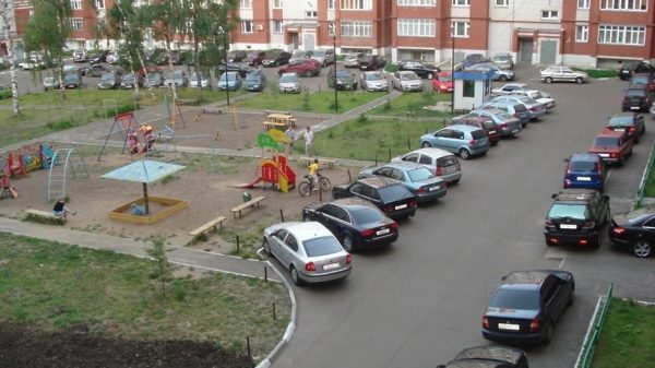 Первую бесплатную муниципальную парковку на 20 машино-мест построили в Дубне
