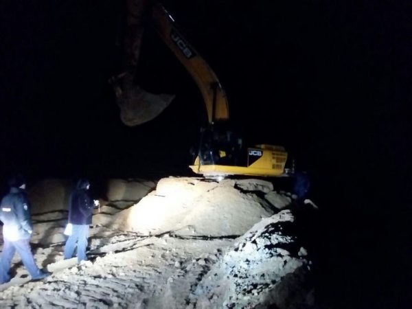 Сотрудники минэкологии пресекли незаконную добычу песка в Клинском районе