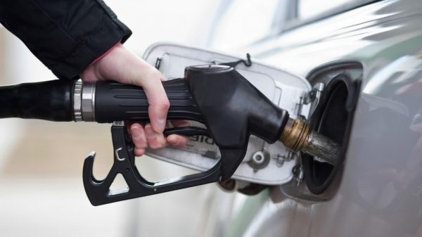 Повышение акцизов на бензин в 2018 году одобрила Госдума РФ