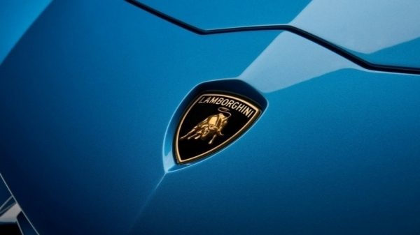 Lamborghini на днях представит новую модель
