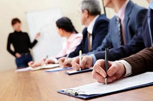 Обучение руководителей и специалистов муниципального <span id=