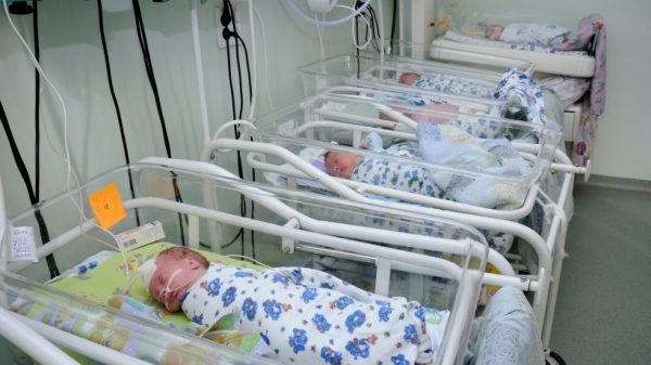 Свыше 1,2 тыс. детей появились на свет в центре материнства и детства в Наро-Фоминске