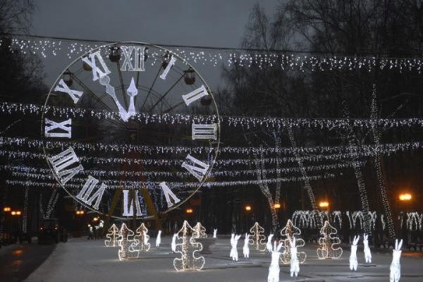 Подмосковные Химки <span id=