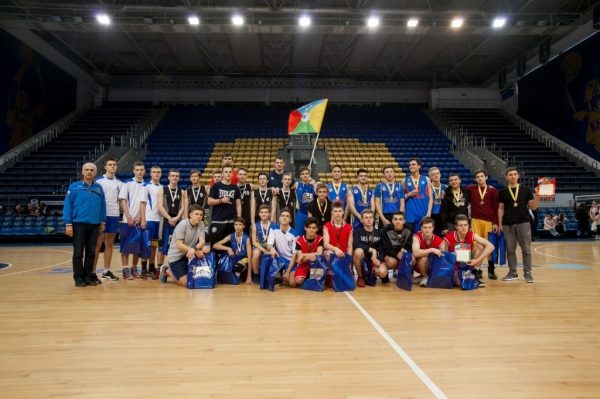 26 школьных команд приняли участие в баскетбольном турнире Спартакиады в Химках