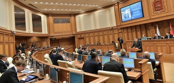 Игорь Брынцалов: От уровня развития парламентаризма в России напрямую зависит и развитие всей страны