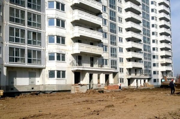 Строительство жилого дома в Долгопрудном завершат в конце года