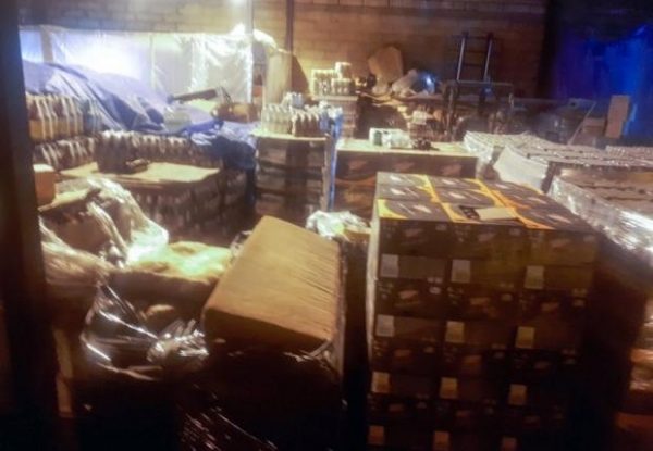 Двадцать две тысячи бутылок пива нашли на подпольном складе в Химках