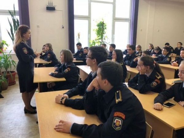 Полицейские УМВД России по г.о. Химки провели открытый урок по компьютерной безопасности 