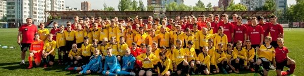 «НПО Энергомаш» подарило форму воспитанникам химкинской футбольной школы
 