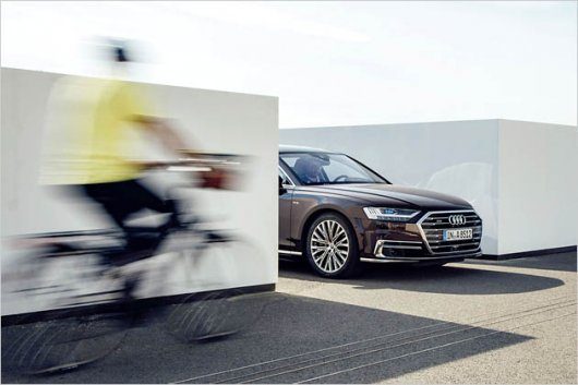 10 фактов о новых технологиях в Audi A8