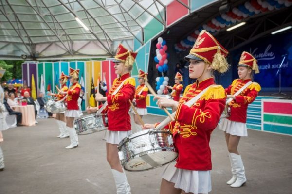 Фестиваль свадеб «Одна страна – одна семья!» на День России собрал десятки национальностей в Химках