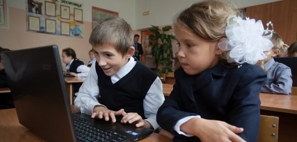 Члены Палаты молодых депутатов при Мособлдуме поддержали проект по развитию интерактивного футбола <span id=