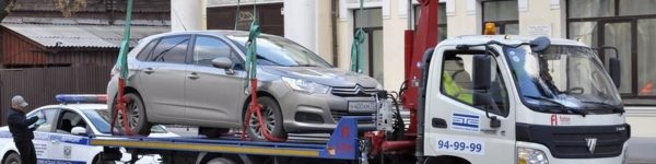 В Химках будут эвакуировать машины, мешающие уборке<span id=