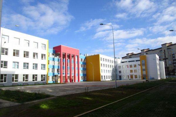 В Ленинском районе завершено строительство новой школы на 1100 учеников