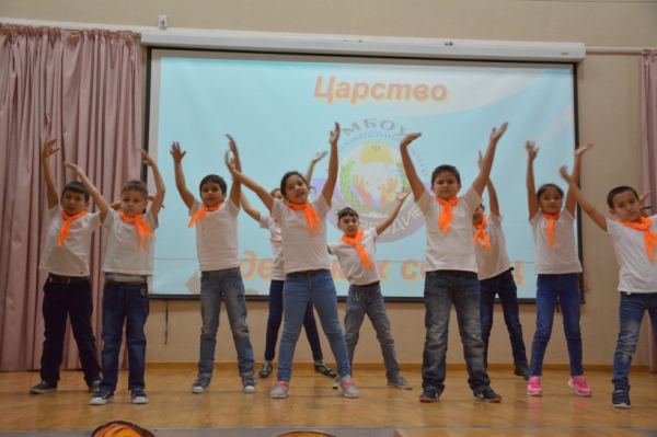 Фестиваль «Царство детских сердец» провели для детей с ограниченными возможностями в Красногорске