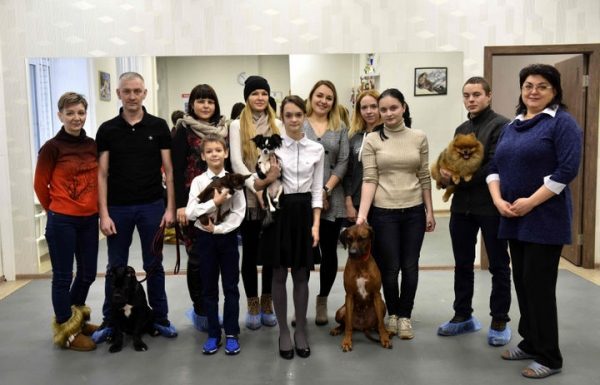 Бесплатный мастер-класс по основам дрессировки животных провели в Химках