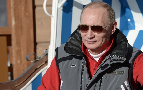 Путин на Новый год будет в Москве, возможно, покатается на лыжах и поиграет в хоккей  