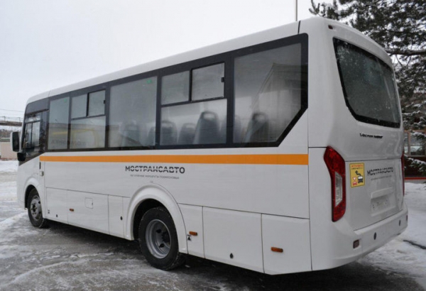 Более 4 тыс. стикеров «Уступите дорогу автобусу» появились на транспорте в Подмосковье