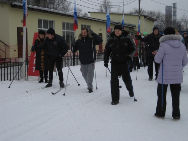 Лыжи действительно рано убирать – спортивная зима в Химках в самом разгаре, даже несмотря на тот факт, что на следующей неделе уже наступает календарная весна!? 