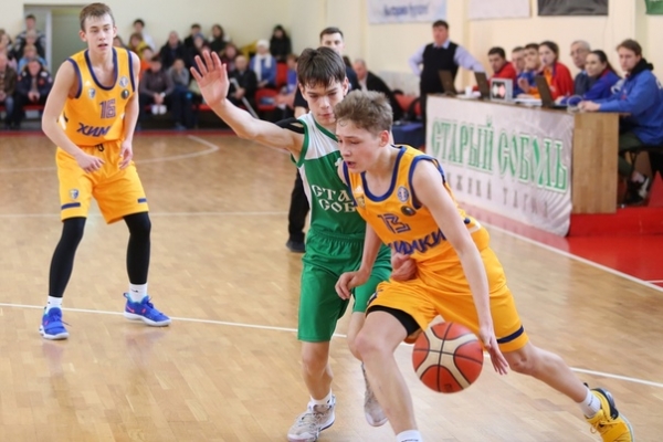 Химчане вышли вперёд в Первенстве России по баскетболу среди юношей 2004 г