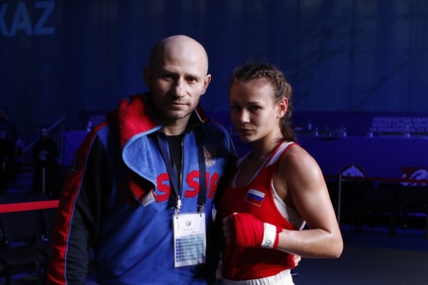 Ещё раз поздравляем наших сильных чемпионок - Екатерину Пальцеву и Гелюсу Галиеву???