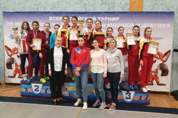 Химкинские фехтовальщики завоевали две золотые медали на всероссийских турнирах
