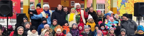 Жители микрорайона Подрезково проводили зиму народными гуляниями
 
