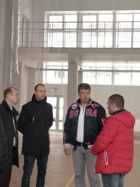 Александр Смирнов проверил ход строительства ФОКа в Подрезково 
