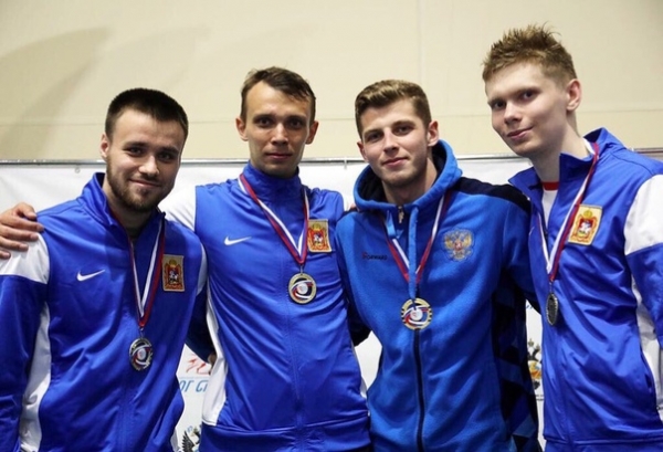 Два золота и два серебра завоевали химкинские спортсмены на Чемпионате России по фехтованию в этот четверг????