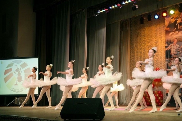В Химках состоялся отчетный концерт студии «Весна» при Дворце культуры «Родина»