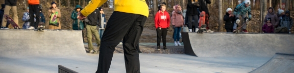 Химкинские скейтбордисты провели мастер-класс для активных жителей
 