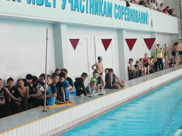 Более 130 химкинских спортсменов приняли участие в Открытом Первенстве спортивной школы «Химки» по плаванию, посвящённом памяти тренера В