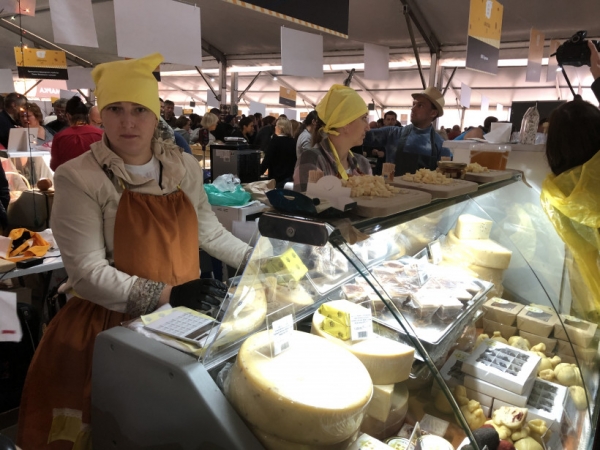 Первый день четвертого Всероссийского фермерского фестиваля «Сыр Пир Мир»
