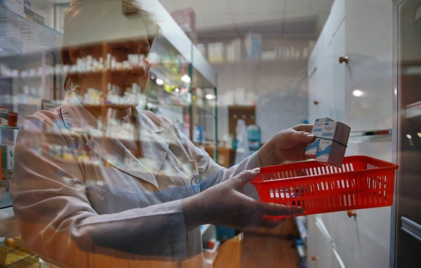 Опрос: почти половина россиян испытывают сложности с покупкой лекарств  