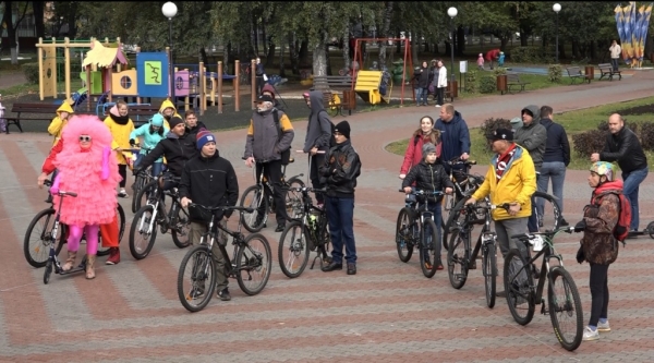 В Химках состоялся велопробег в честь Всемирного дня без автомобиля