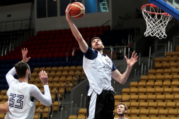Баскетбольная команда "Химки-Подмосковье" заняла третье место на Кубке Александра Петренко?