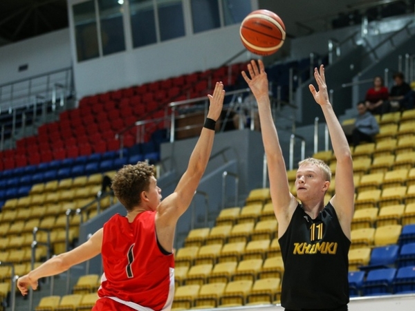 Баскетбольная команда "Химки-Подмосковье" заняла третье место на Кубке Александра Петренко?