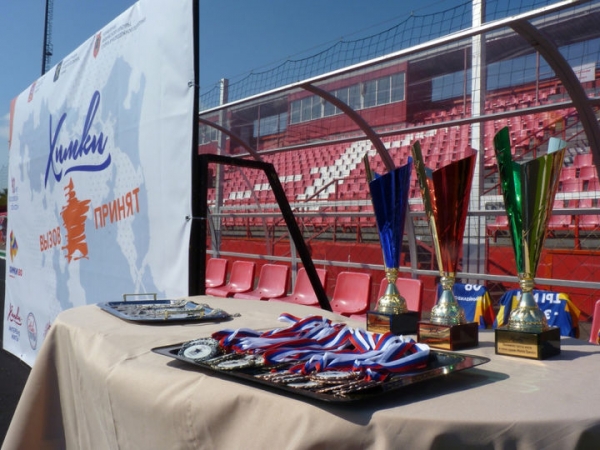 Химчане приняли вызов: на стадионе "Родина" выявили победителей "Гонки героев"