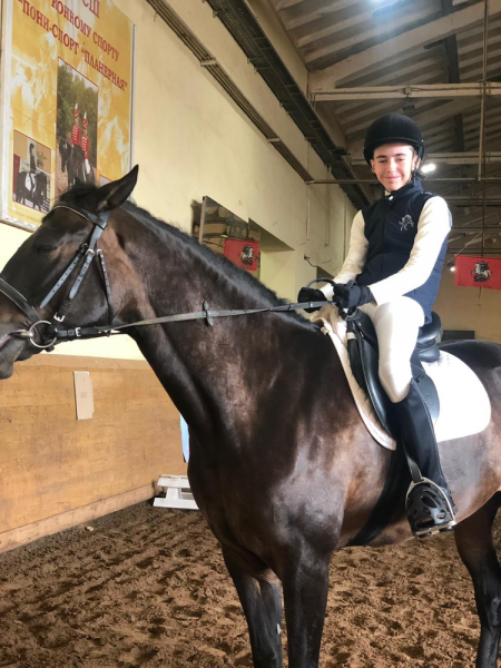 Химчане приняли участие в Открытом инклюзивном фестивале по конному спорту «Нам 20»