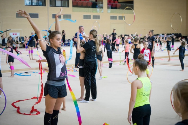 Мастер-класс по гимнастике от сестёр Авериных прошёл в Химках
