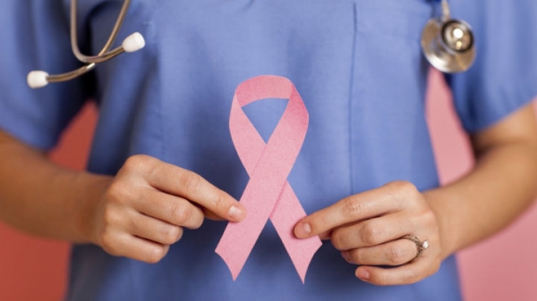 Химчанкам следует знать о факторах, влияющих на развитие рака груди
