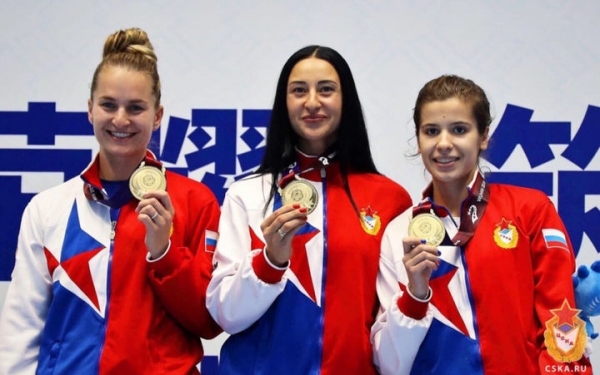 Химкинские фехтовальщики завоевали три золотых медали командных соревнований Всемирных военных игр в Китае