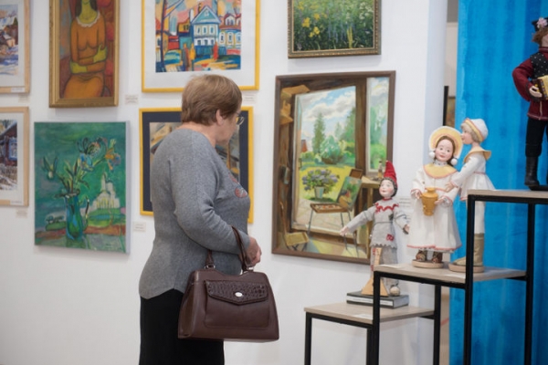 В Химкинском музейно-выставочном комплексе «Артишок» открылась выставка живописи