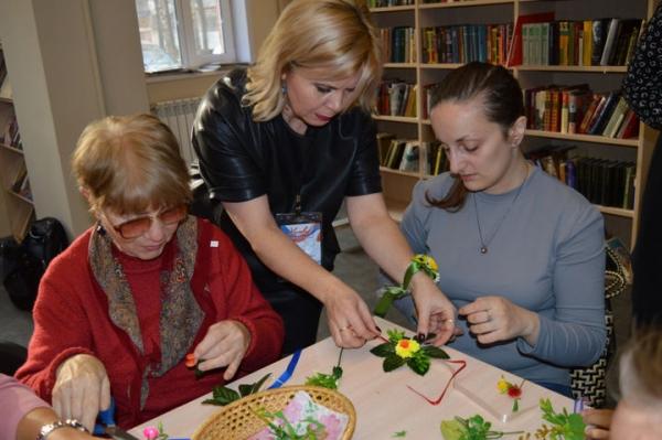 28 января в Химках состоится мастер-класс «Вязаные цветы - неувядаемый декор вашего дома»