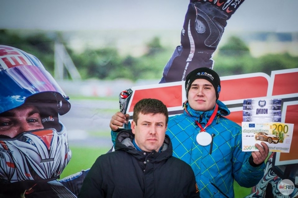 Химкинский гонщик Георгий Антошин выиграл серебро Чемпионата России по автокроссу